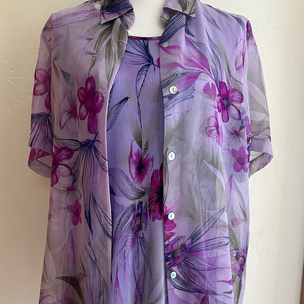Modern Essentials Purple Floral Print Semi-Sheer Blouse and Shell (Medium) NWOT